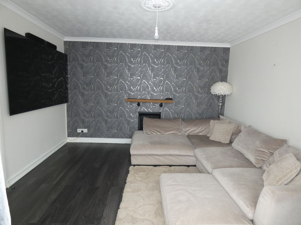 Lounge- click for photo gallery
